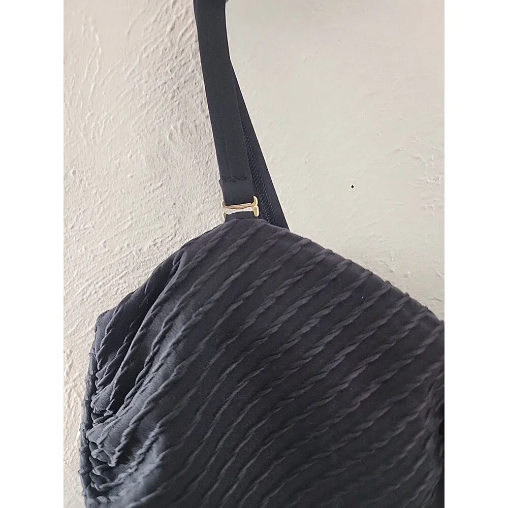 Lands End Textured Black Bikini Top With Lycra Size L NWT